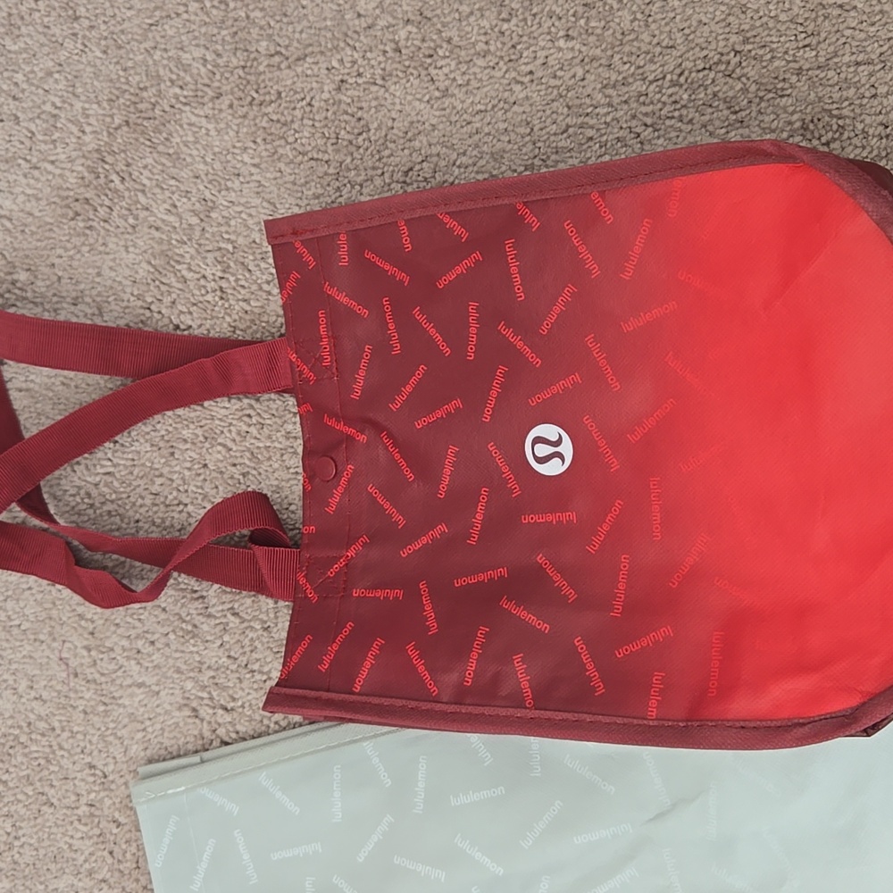 Bundle Of Lululemon Reusable Totes - Picture 2 of 3